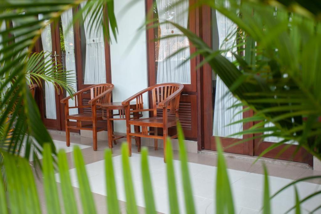Mae Mae Beach House Batununggul Екстериор снимка