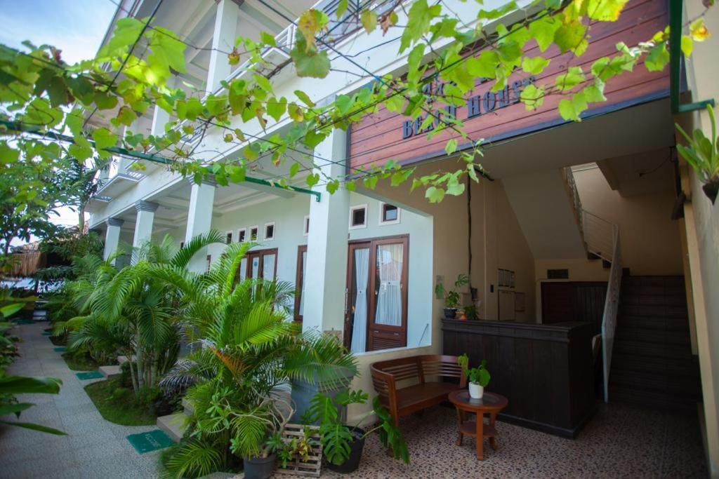 Mae Mae Beach House Batununggul Екстериор снимка