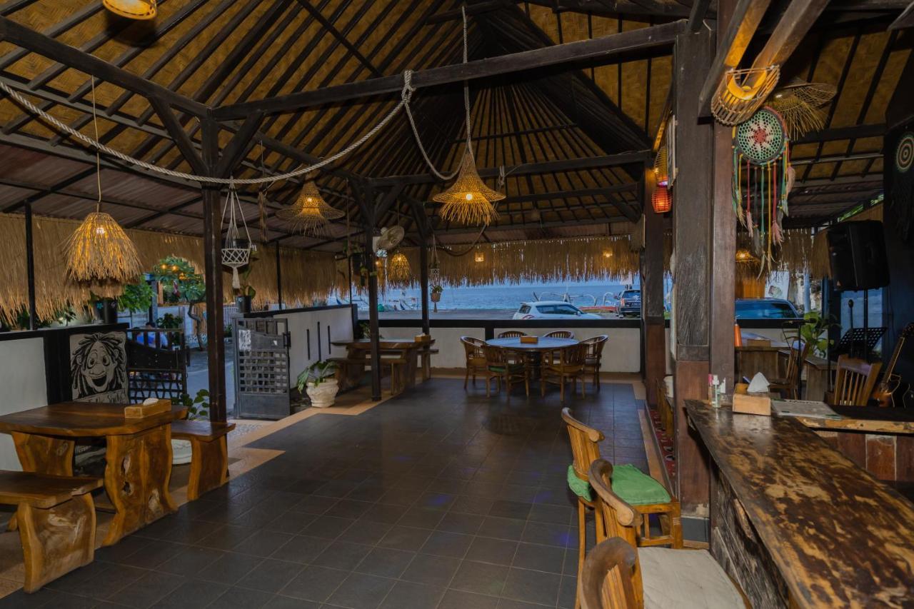 Mae Mae Beach House Batununggul Екстериор снимка