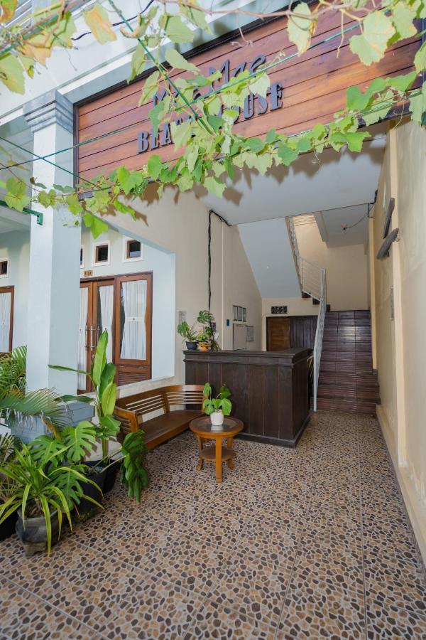 Mae Mae Beach House Batununggul Екстериор снимка